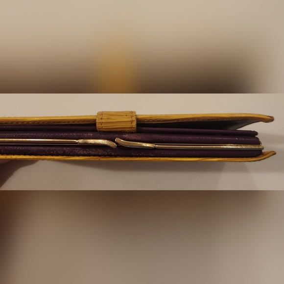 Louis Vuitton EPI Wallet. Gorgeous Color Combo-Striking Yellow And Purple! - Picture 3 of 15